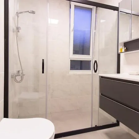 Spacious Exquisite 5br With Private Pool Вилла *
