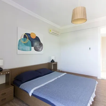 Spacious Exquisite 5br With Private Pool Вилла *
