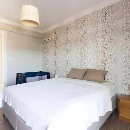 Spacious Exquisite 5br With Private Pool Вилла Айвалык