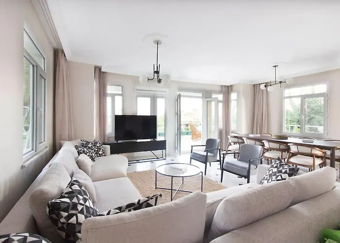 ヴィラ Spacious Exquisite 5br With Private Pool