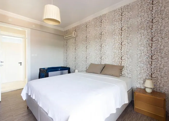 Spacious Exquisite 5br With Private Pool ヴィラ Ayvalı